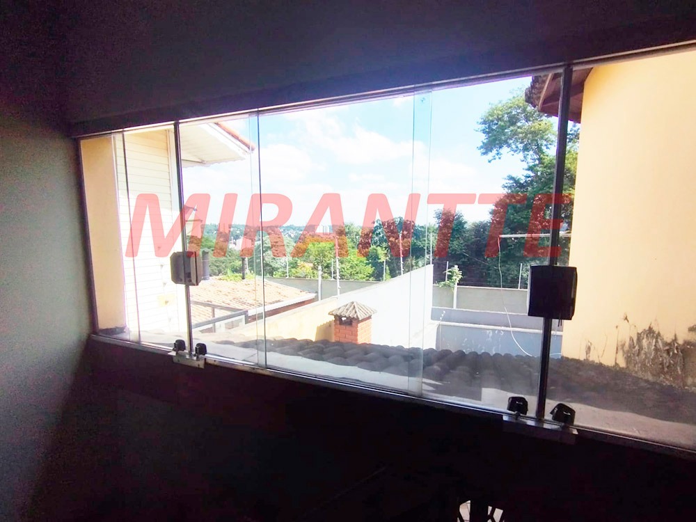 Sobrado de 300m² com 3 quartos em Jardim Virginia Bianca