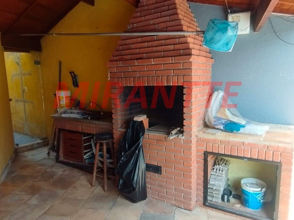 Sobrado de 300m² com 3 quartos em Jardim Virginia Bianca