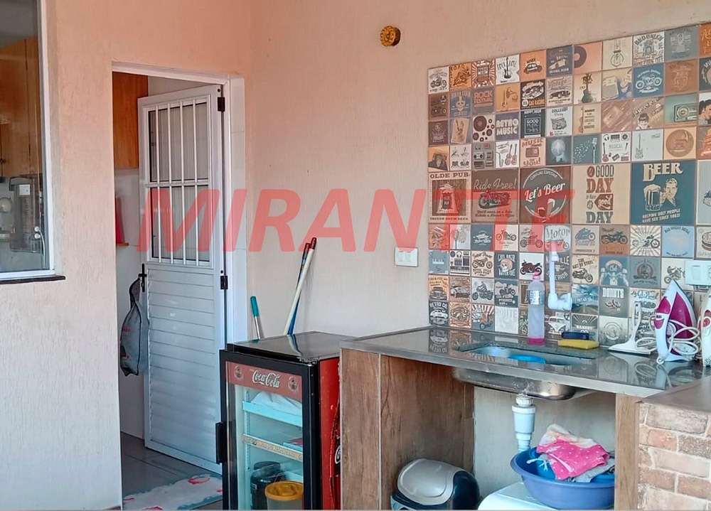 Sobrado de 180m² com 4 quartos em Jardim Brasil (Zona Norte)