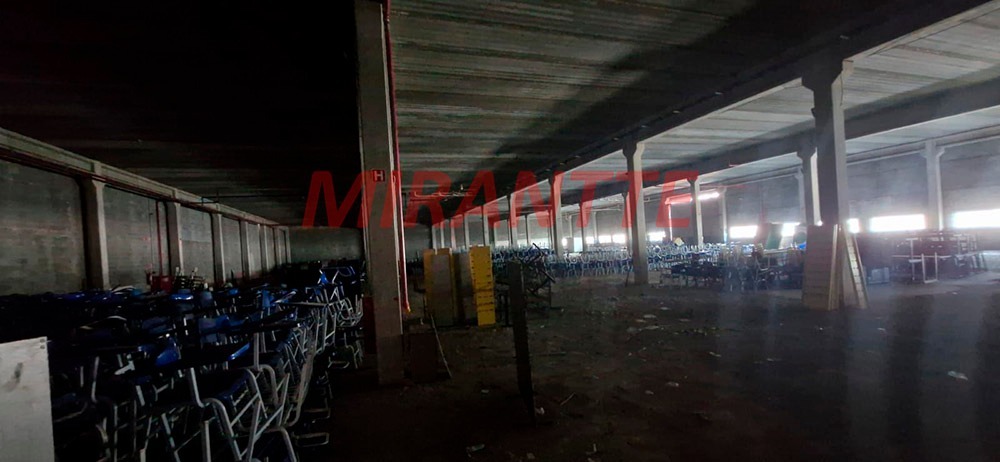 Galpao de 26105m² em Água Chata