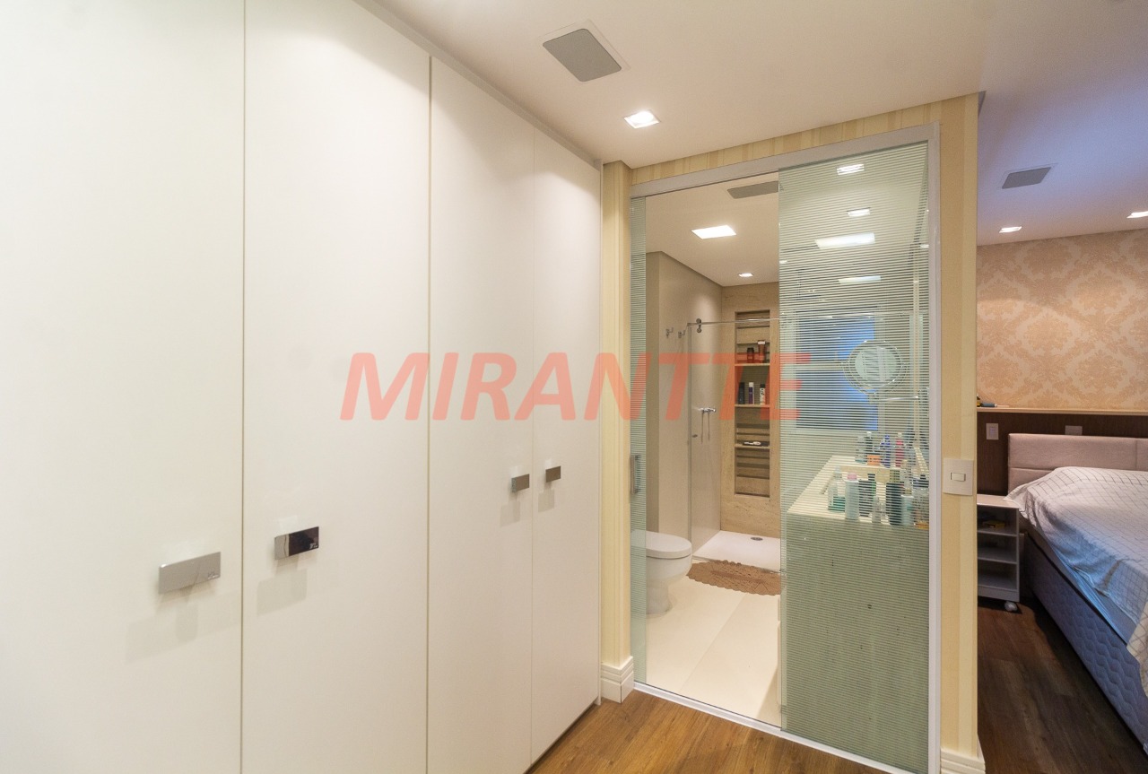 Cobertura de 380m² com 5 quartos em Santana