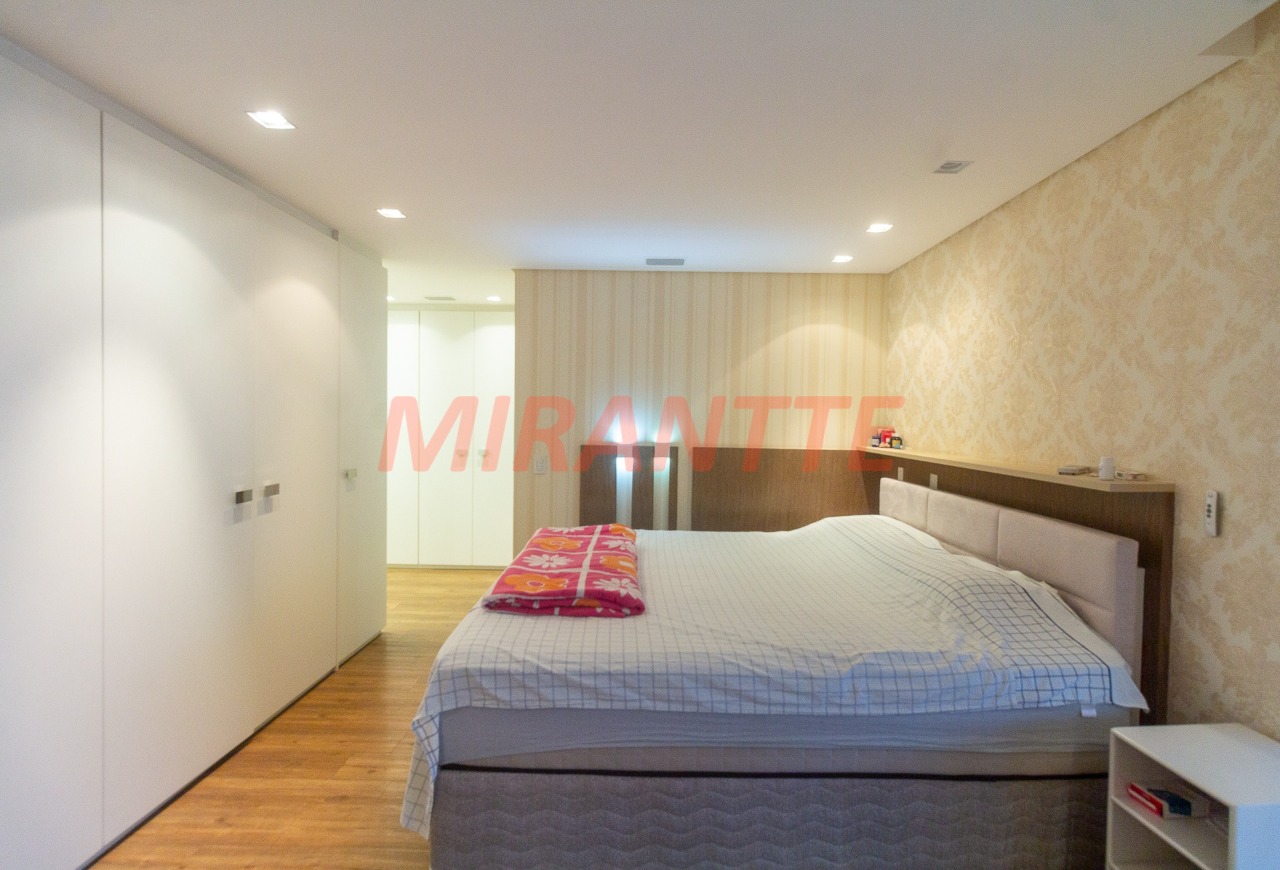 Cobertura de 380m² com 5 quartos em Santana