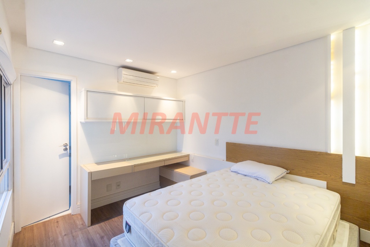 Cobertura de 380m² com 5 quartos em Santana