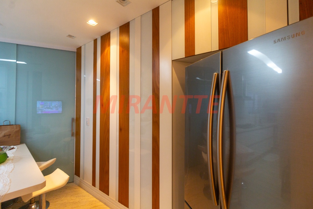 Cobertura de 380m² com 5 quartos em Santana