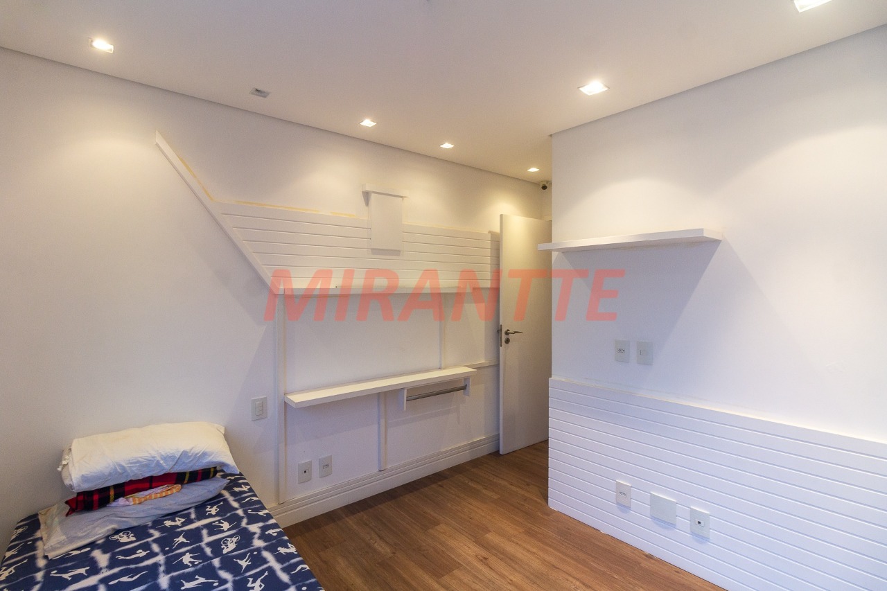 Cobertura de 380m² com 5 quartos em Santana