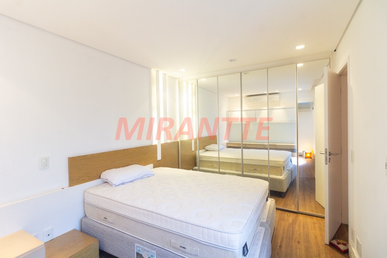 Cobertura de 380m² com 5 quartos em Santana