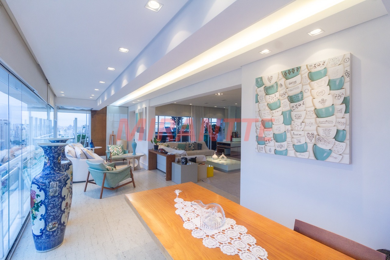 Cobertura de 380m² com 5 quartos em Santana