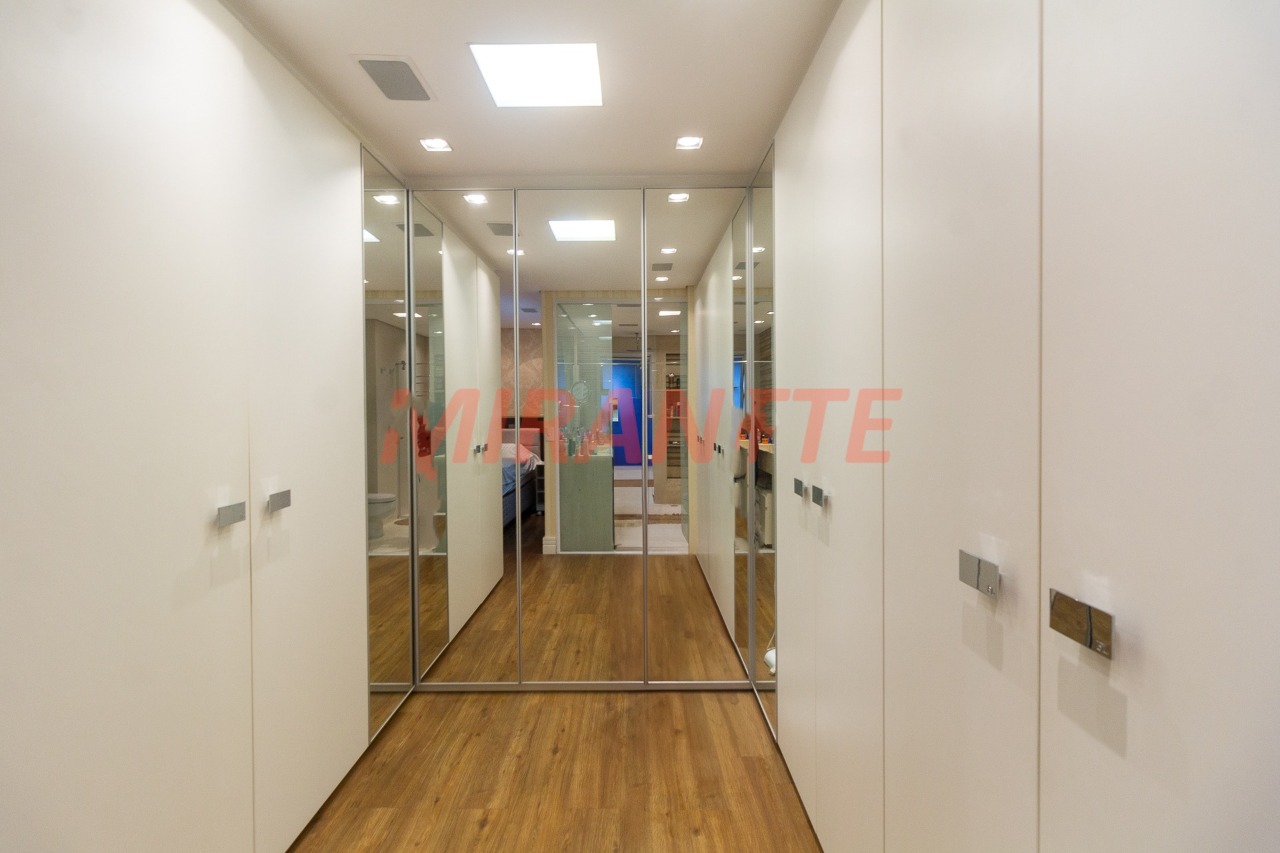 Cobertura de 380m² com 5 quartos em Santana