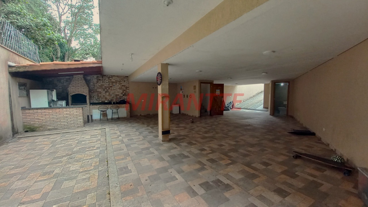 Sobrado de 200m² com 3 quartos em Vila Pedra Branca