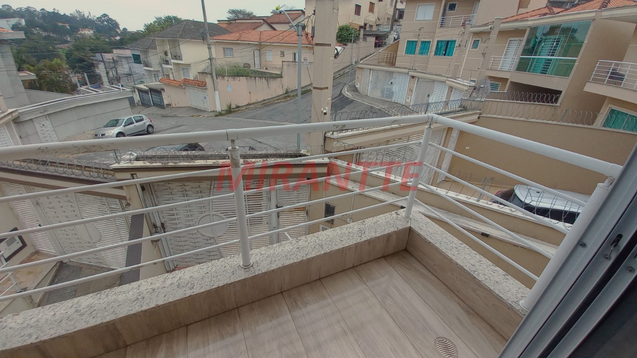 Sobrado de 200m² com 3 quartos em Vila Pedra Branca