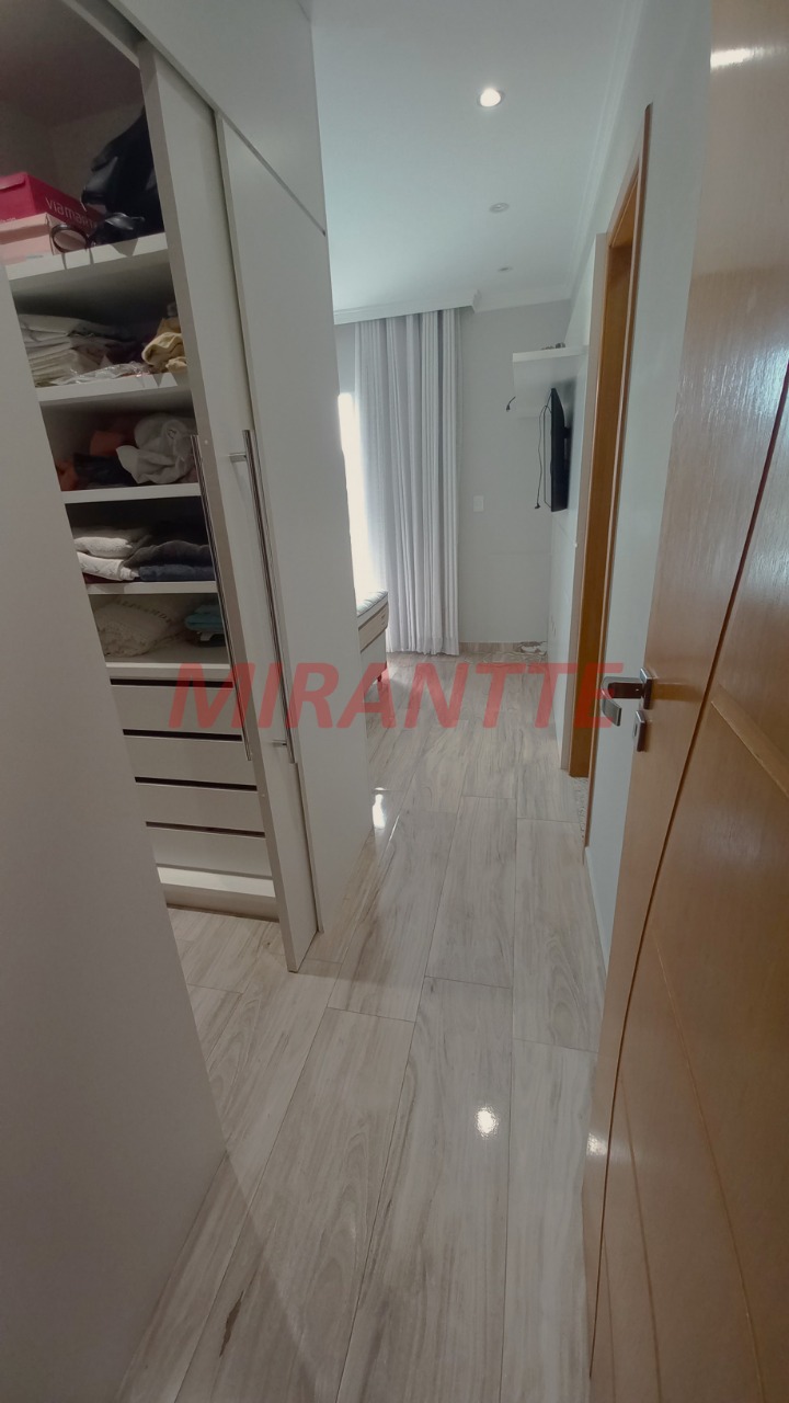 Sobrado de 200m² com 3 quartos em Vila Pedra Branca