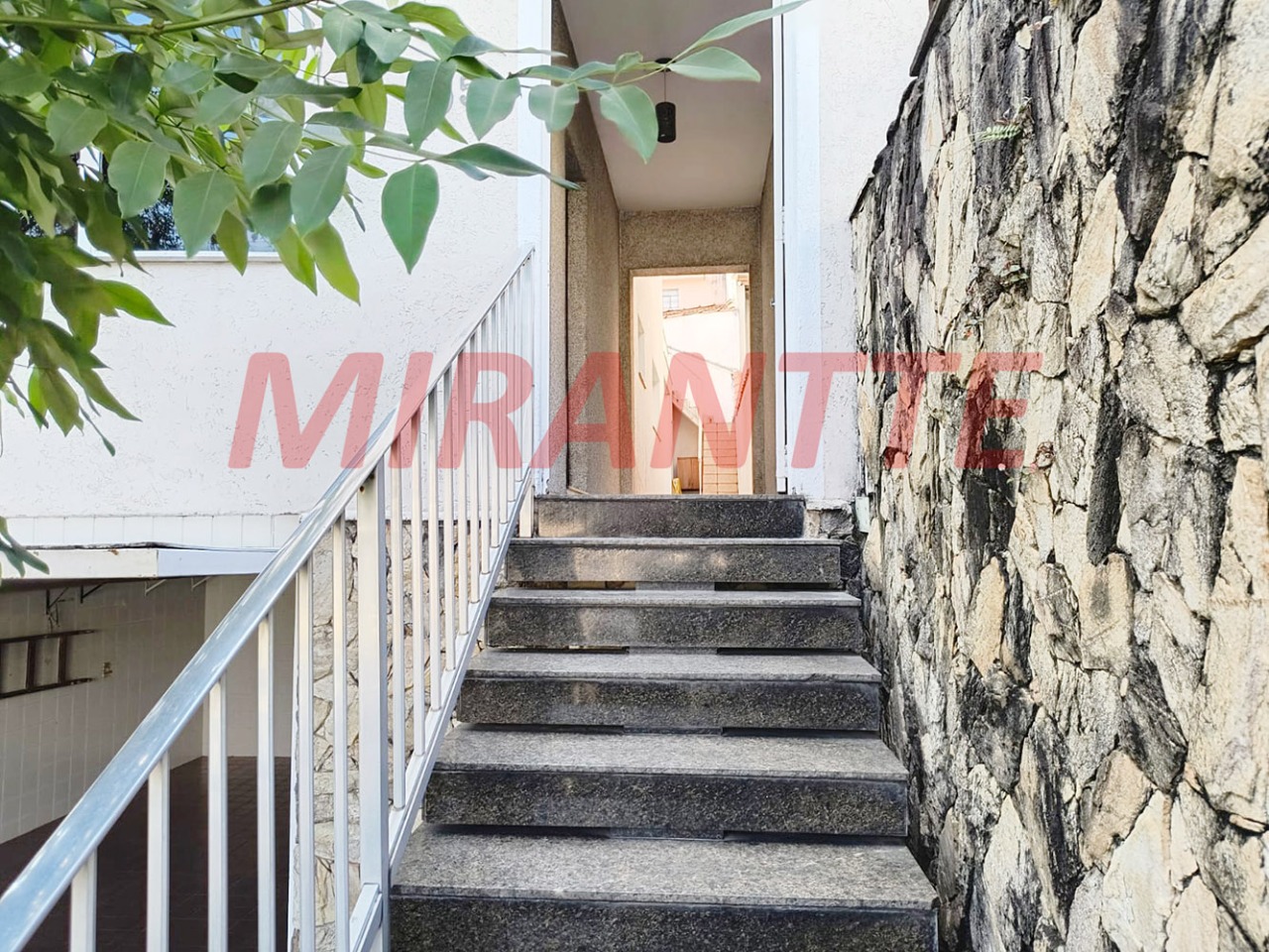 Sobrado de 169m² com 3 quartos em Vila Maria Alta