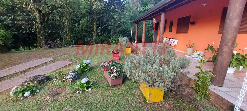 ChÁcara de 300m² com 4 quartos em São Francisco Xavier