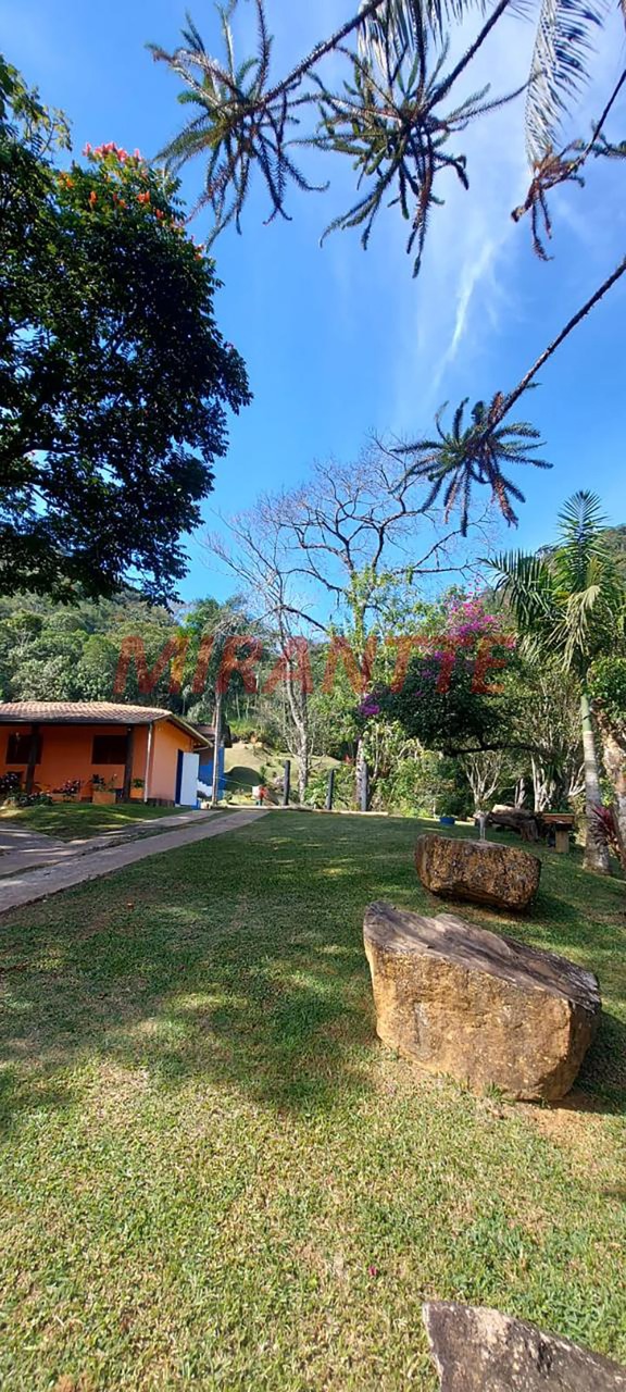 ChÁcara de 300m² com 4 quartos em São Francisco Xavier