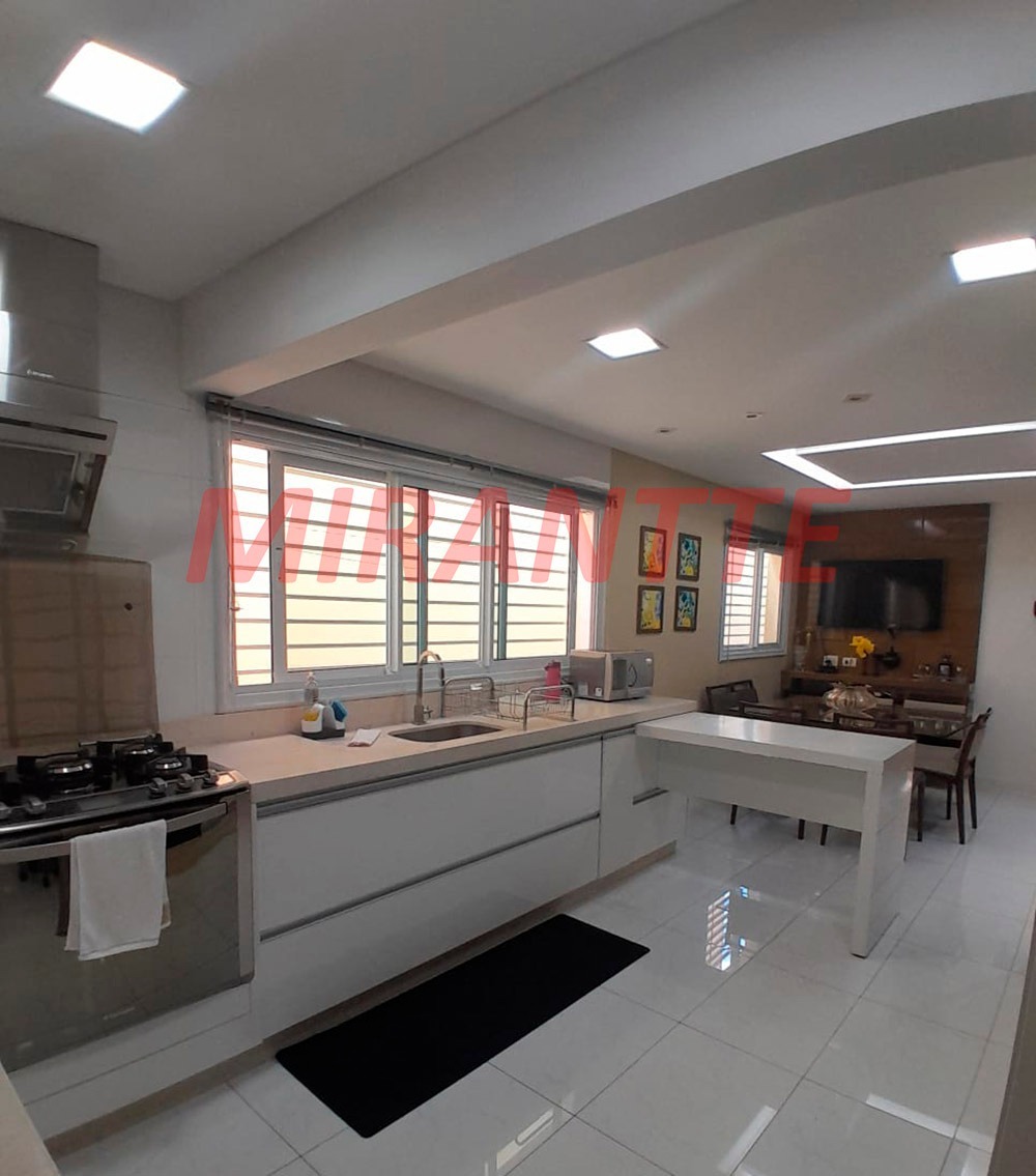 Sobrado de 125m² com 3 quartos em Vila Roque