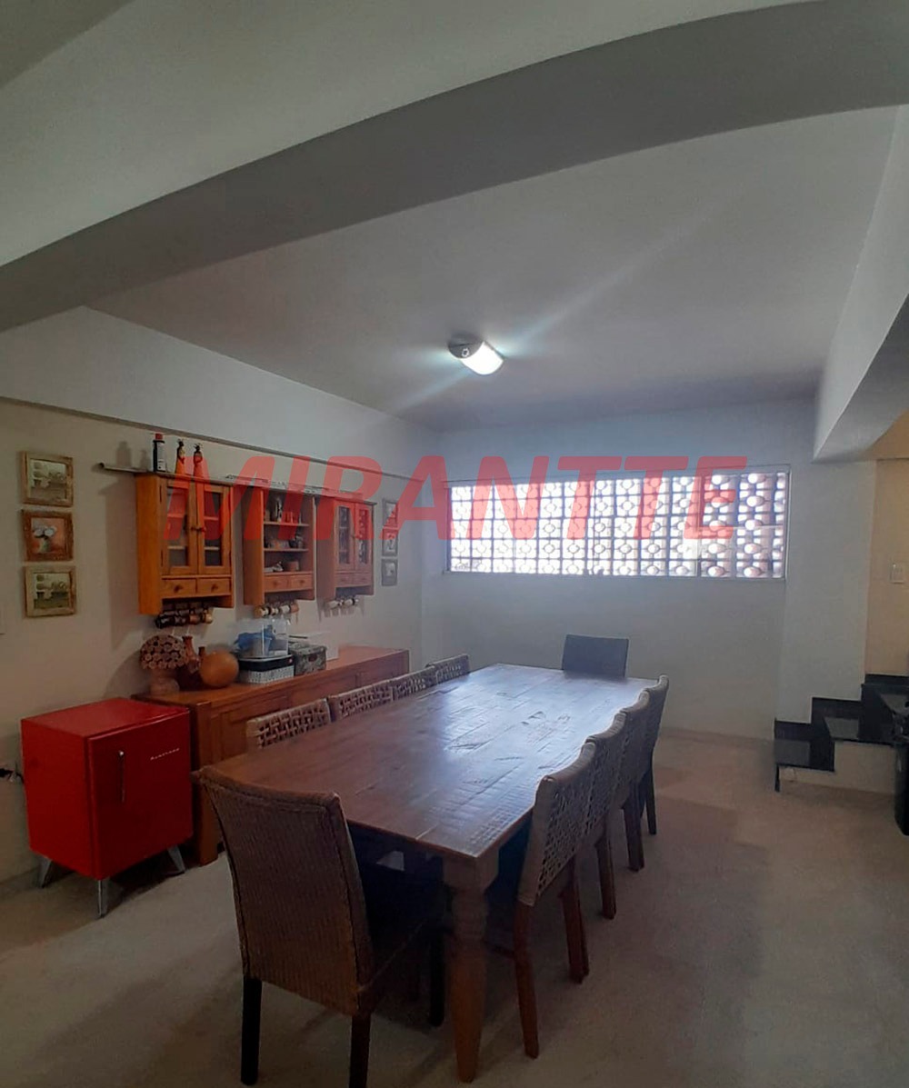 Sobrado de 125m² com 3 quartos em Vila Roque