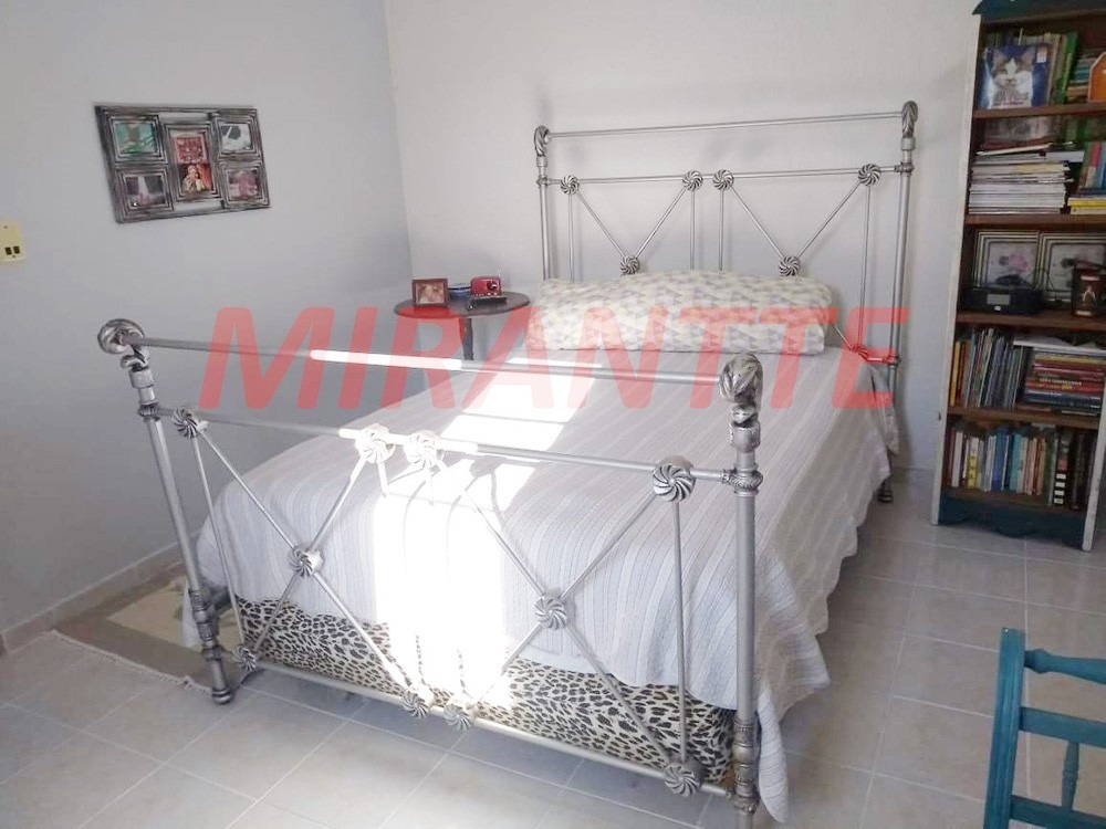 Cond. fechado de 92m² com 2 quartos em Jaçana