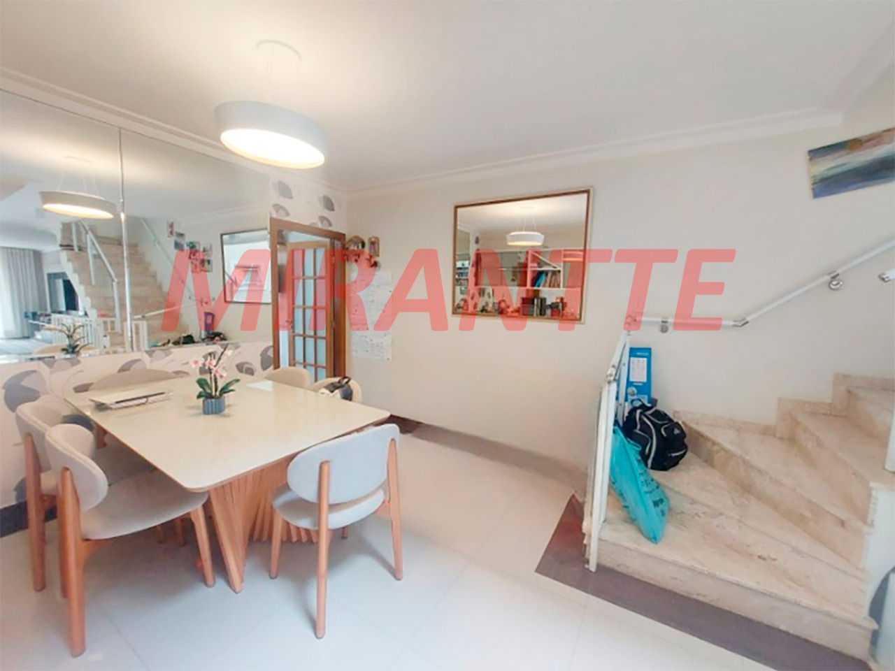 Sobrado de 184m² com 3 quartos em Vila Guilherme