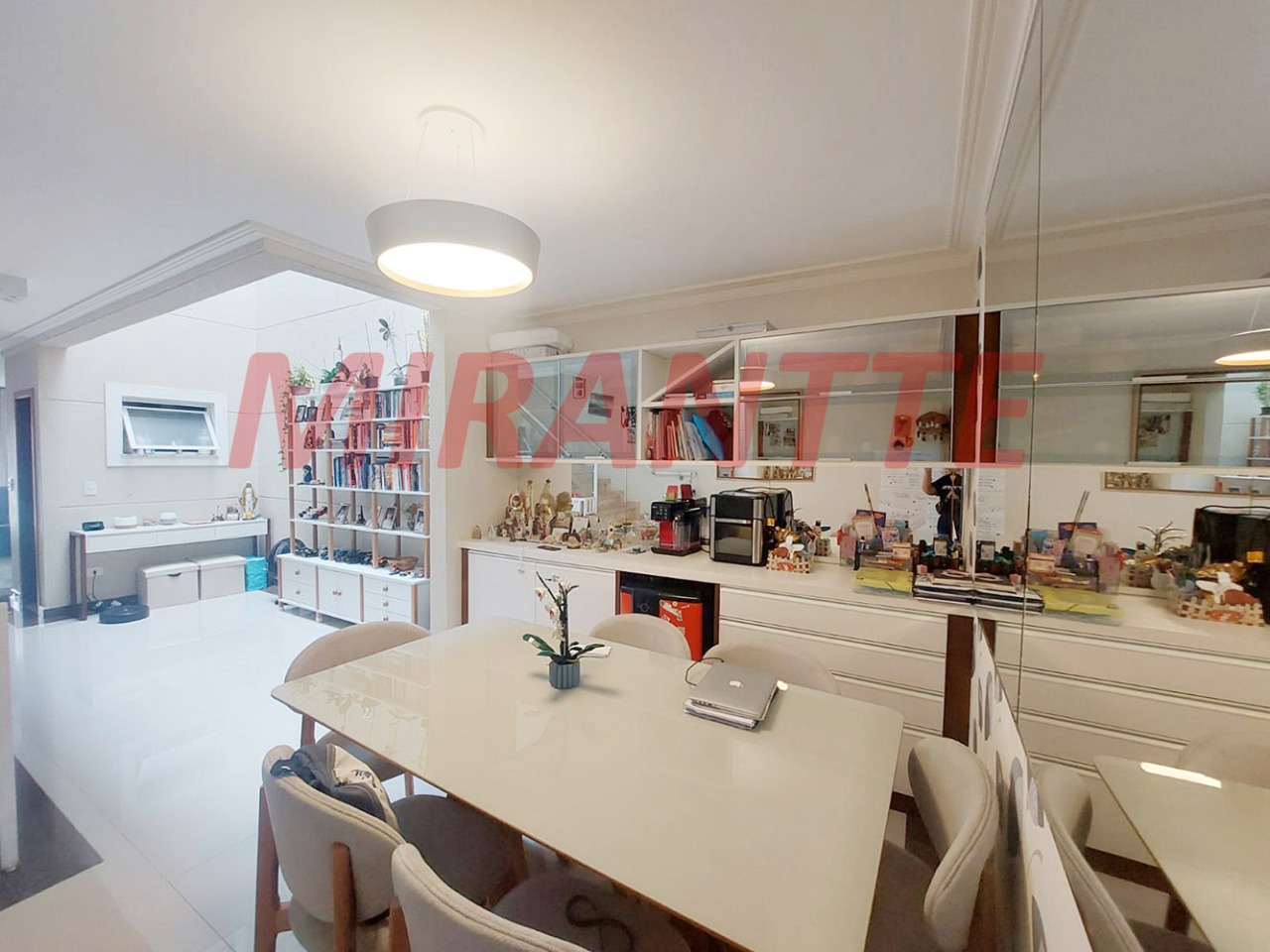 Sobrado de 184m² com 3 quartos em Vila Guilherme