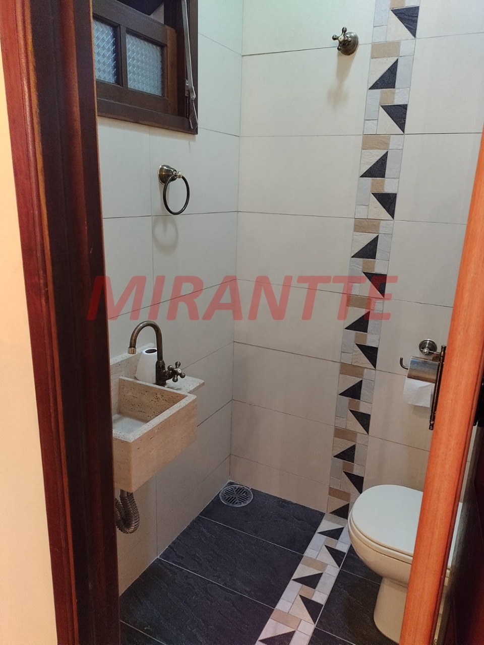 Casa terrea de 140m² com 3 quartos em Jardim Valparaiso