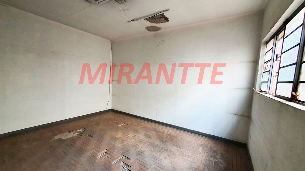 Comercial de 192m² em Santana