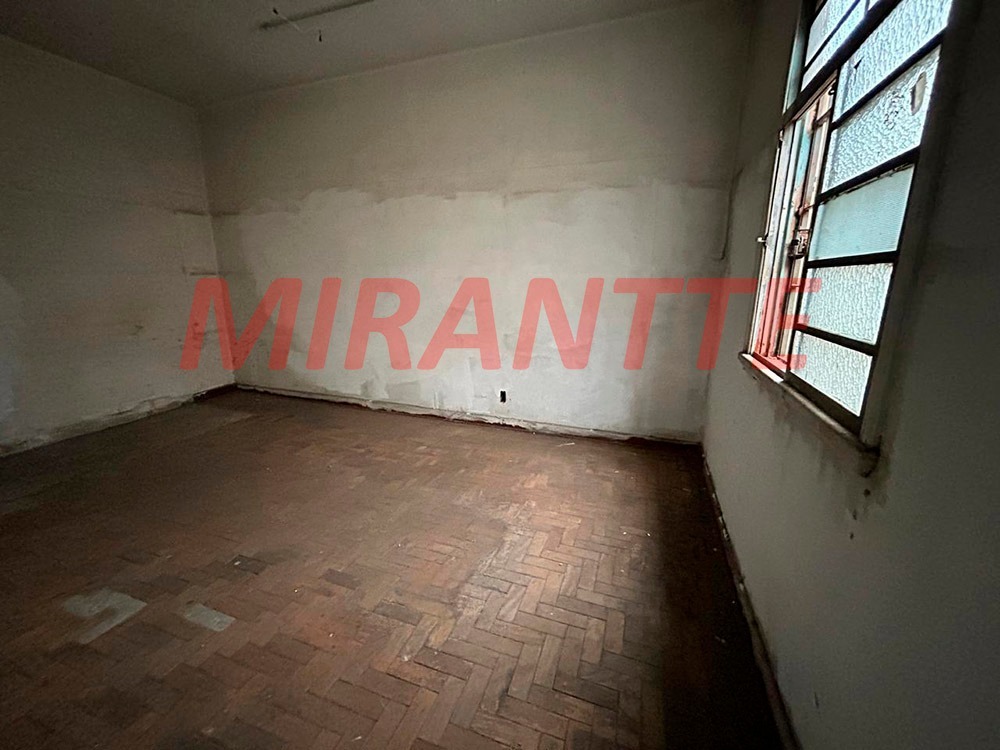 Comercial de 192m² em Santana