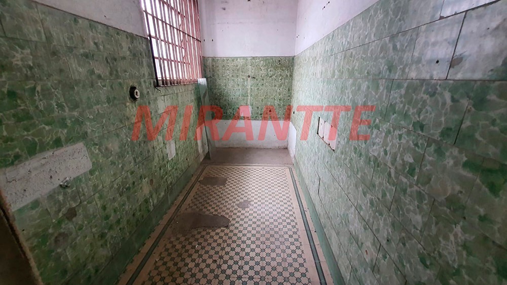 Comercial de 192m² em Santana