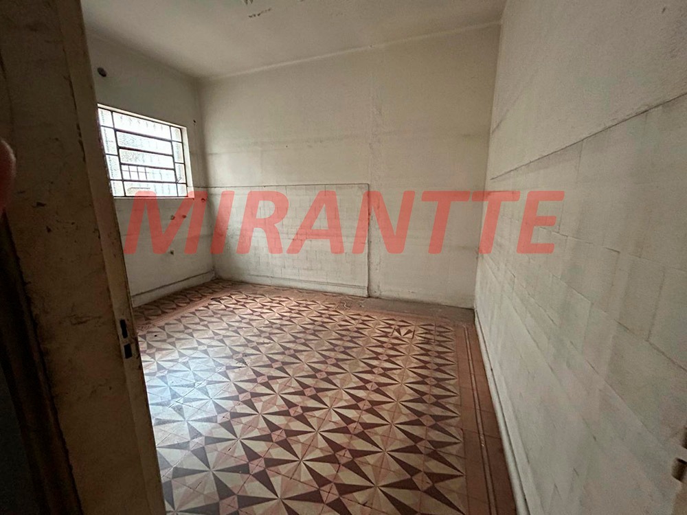 Comercial de 192m² em Santana