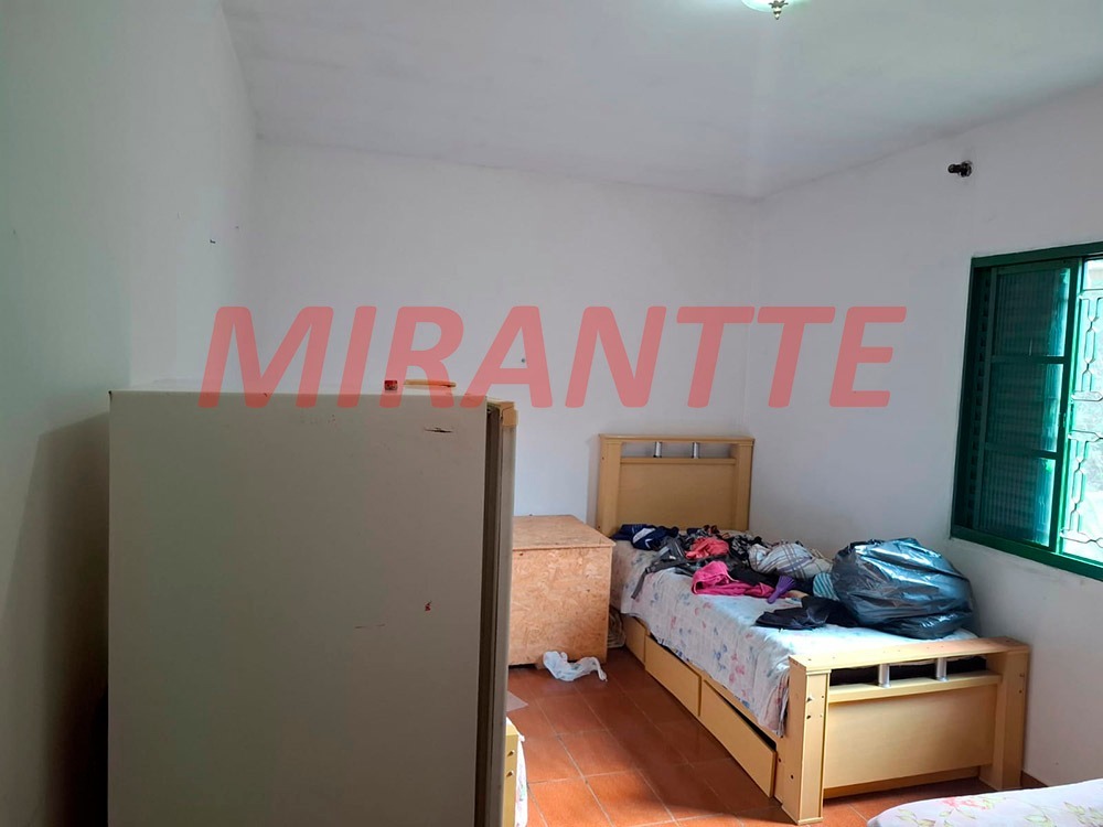 ChÁcara de 200m² com 3 quartos em Alpes da Castelo