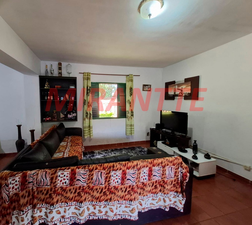 ChÁcara de 200m² com 3 quartos em Alpes da Castelo