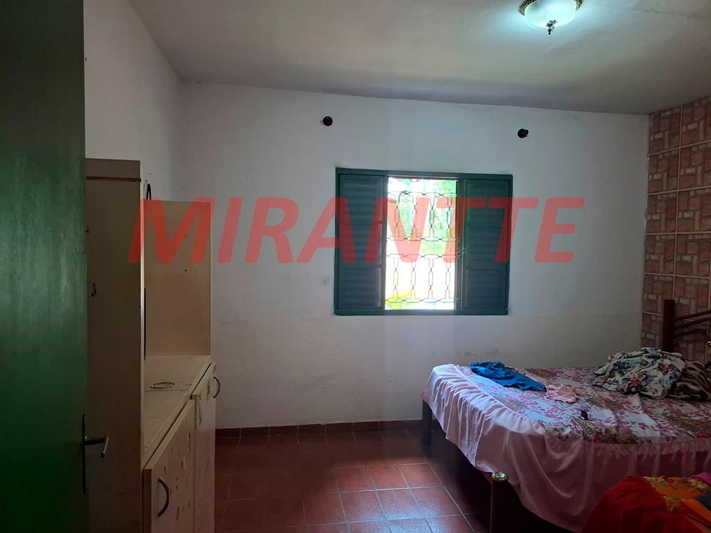 ChÁcara de 200m² com 3 quartos em Alpes da Castelo