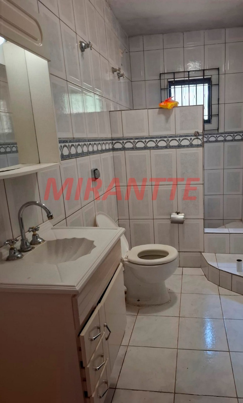 ChÁcara de 200m² com 3 quartos em Alpes da Castelo