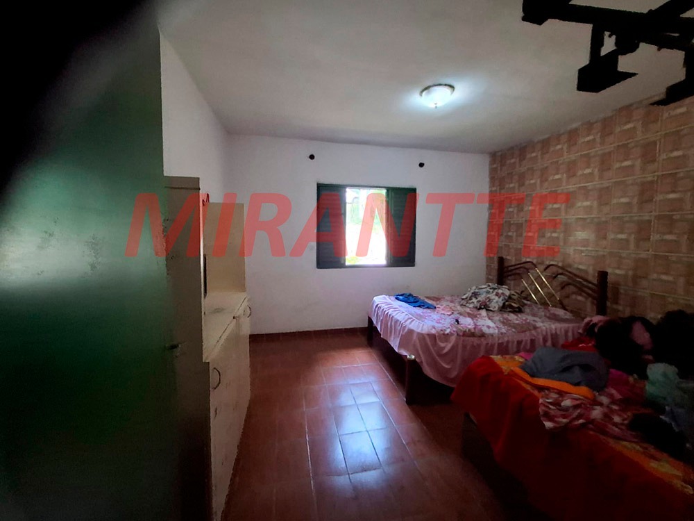 ChÁcara de 200m² com 3 quartos em Alpes da Castelo