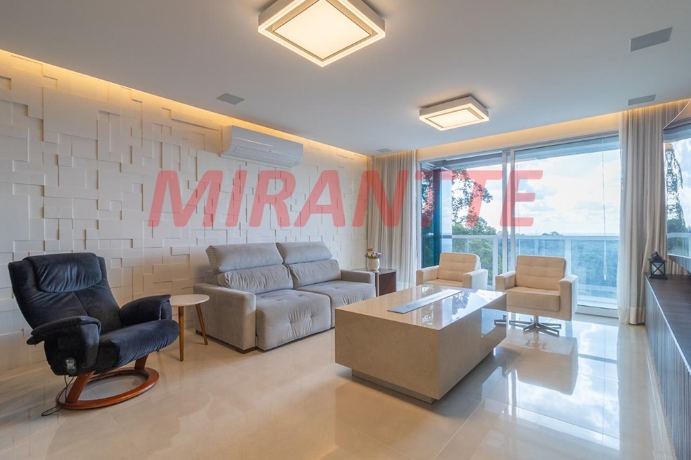 Cond. fechado de 500m² com 4 quartos em Roseira