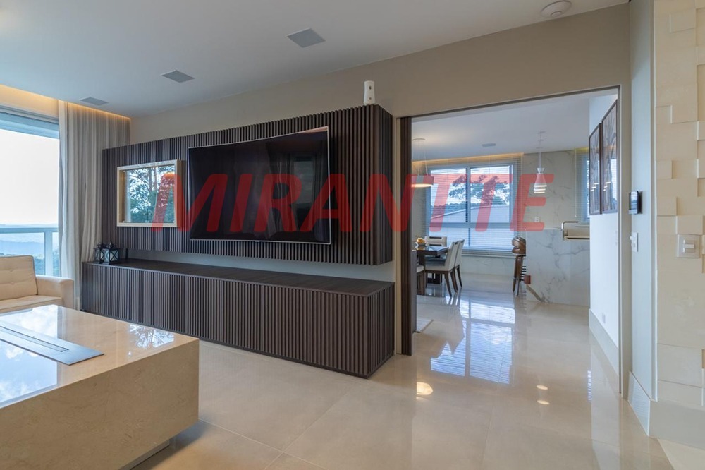 Cond. fechado de 500m² com 4 quartos em Roseira