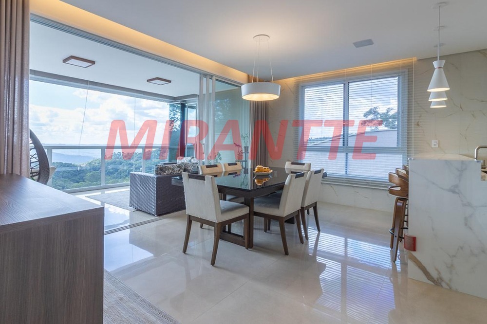 Cond. fechado de 500m² com 4 quartos em Roseira