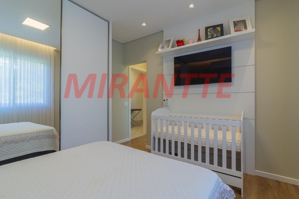 Cond. fechado de 500m² com 4 quartos em Roseira