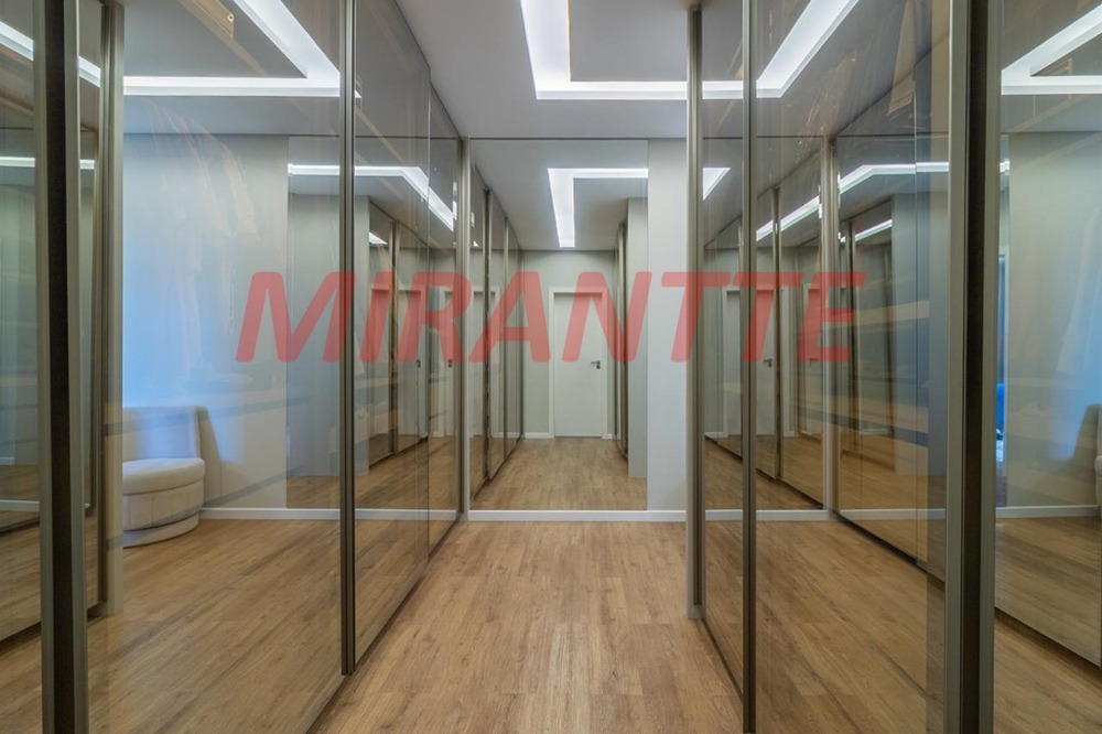 Cond. fechado de 500m² com 4 quartos em Roseira