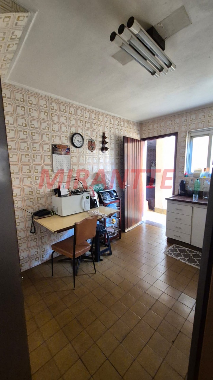 Casa terrea de 249m² com 3 quartos em Santa Teresinha
