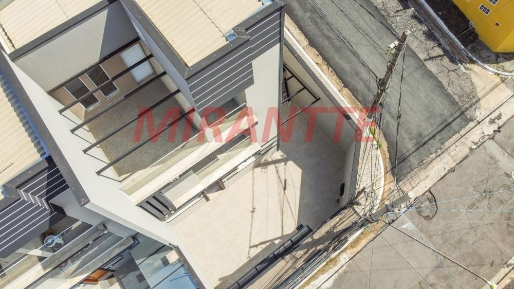 Sobrado de 135m² com 3 quartos em Santa Teresinha
