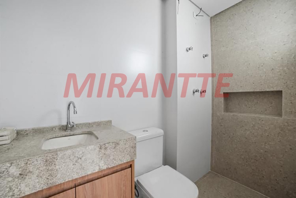 Sobrado de 135m² com 3 quartos em Santa Teresinha