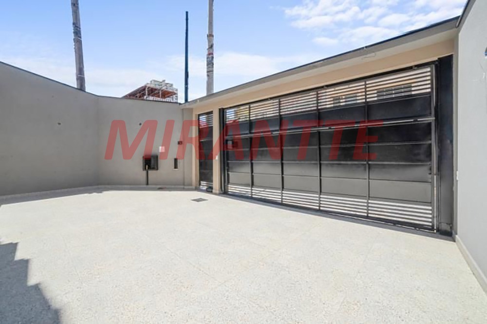 Sobrado de 135m² com 3 quartos em Santa Teresinha