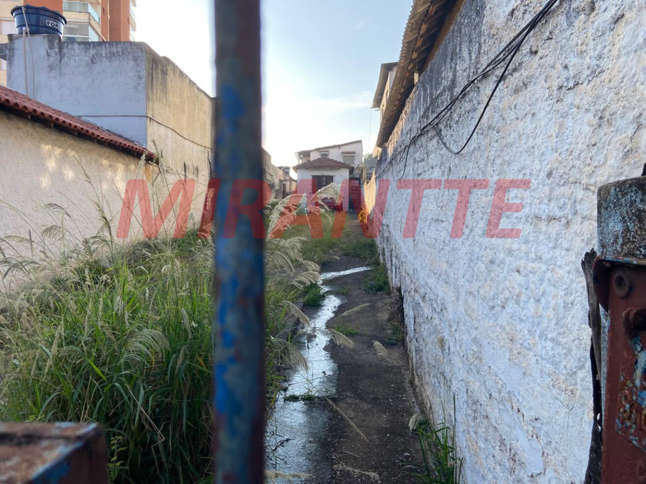 Terreno de 0m² em Chora Menino