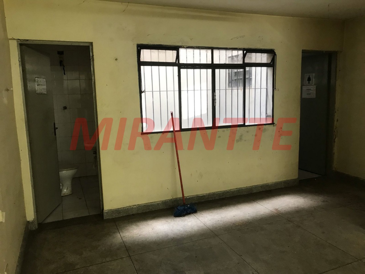 Comercial de 600m² em Brás