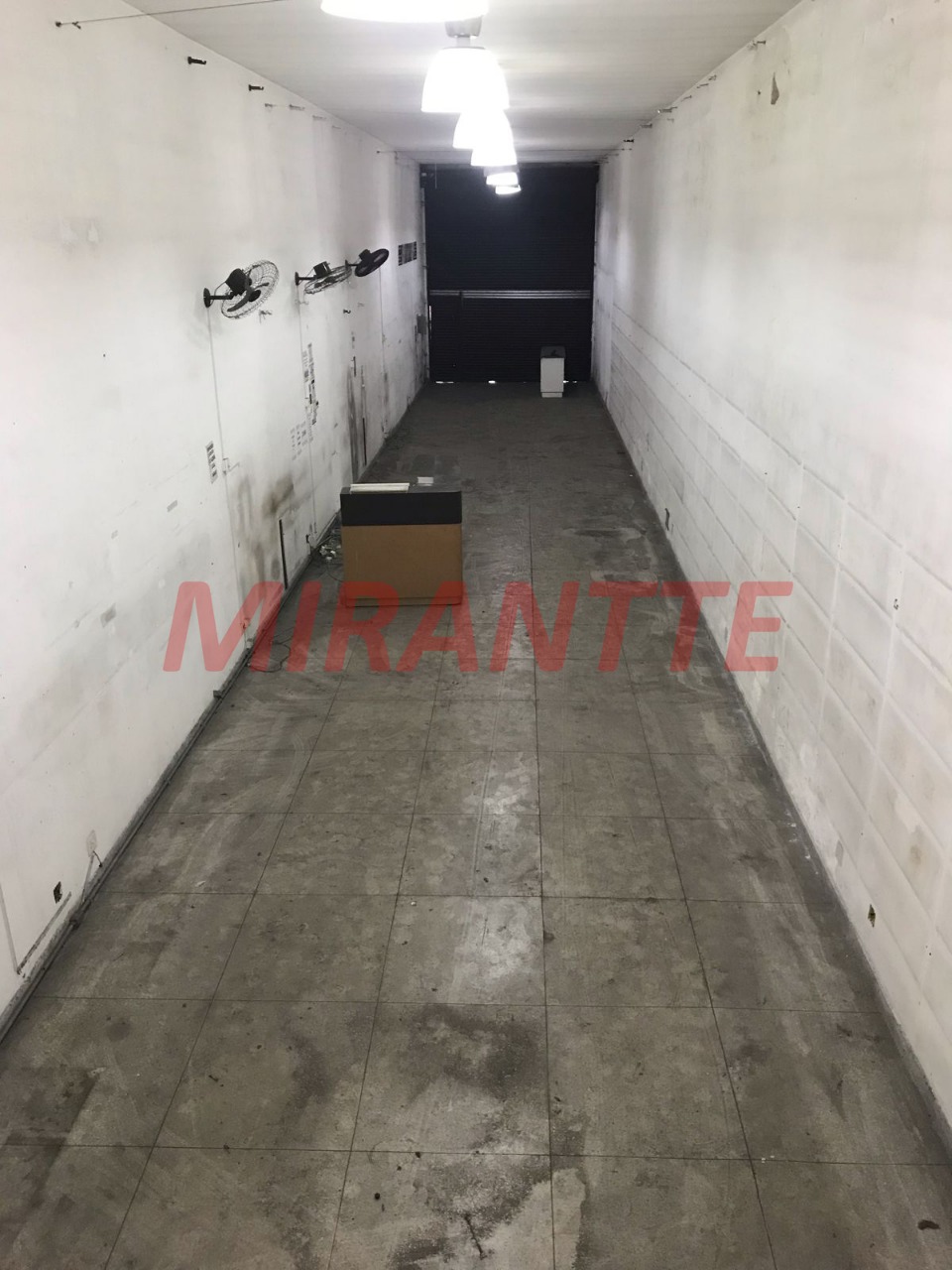 Comercial de 600m² em Brás