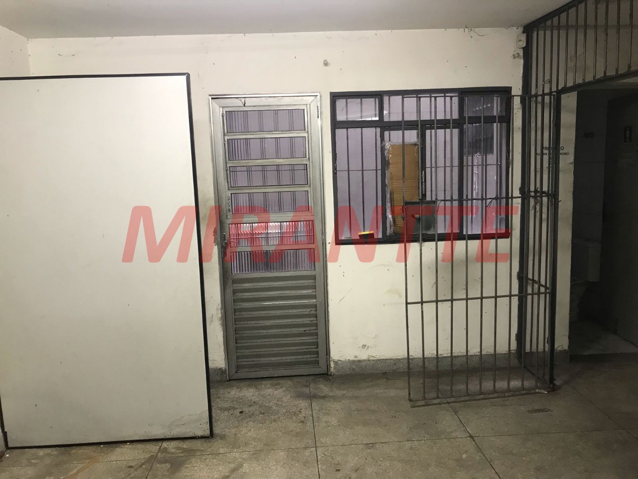 Comercial de 600m² em Brás
