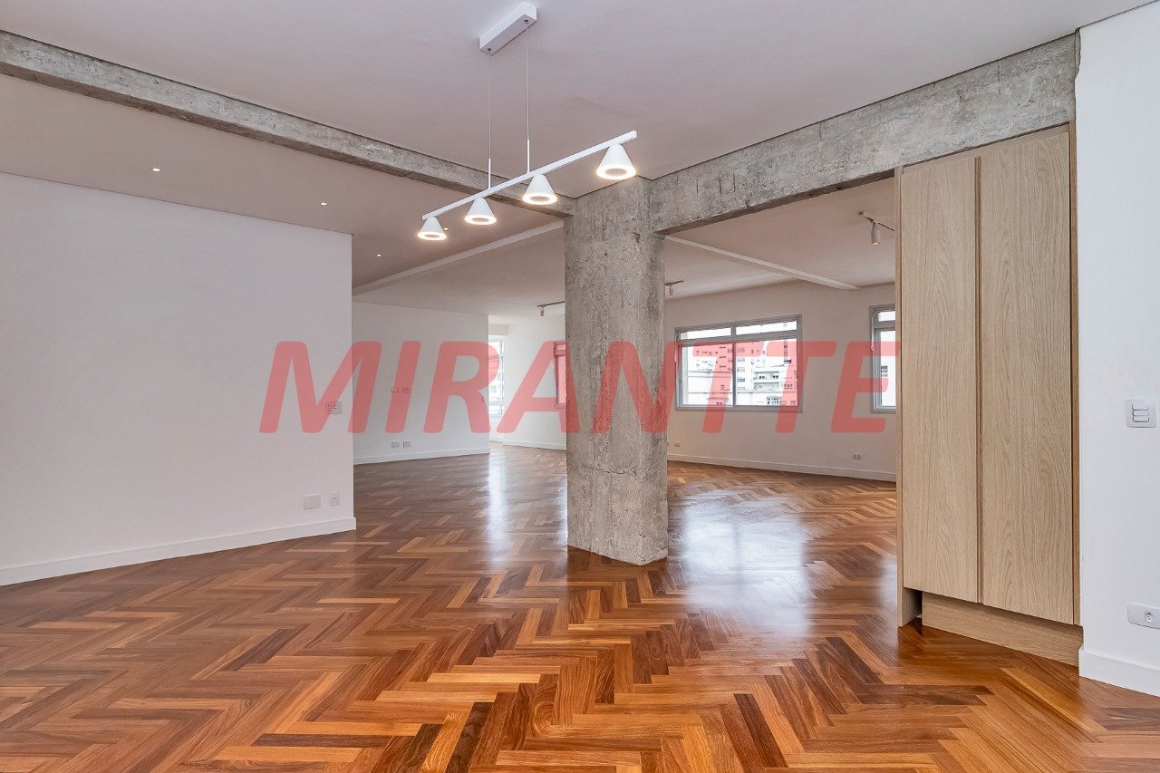 Apartamento de 230.48m² com 3 quartos em Higienópolis