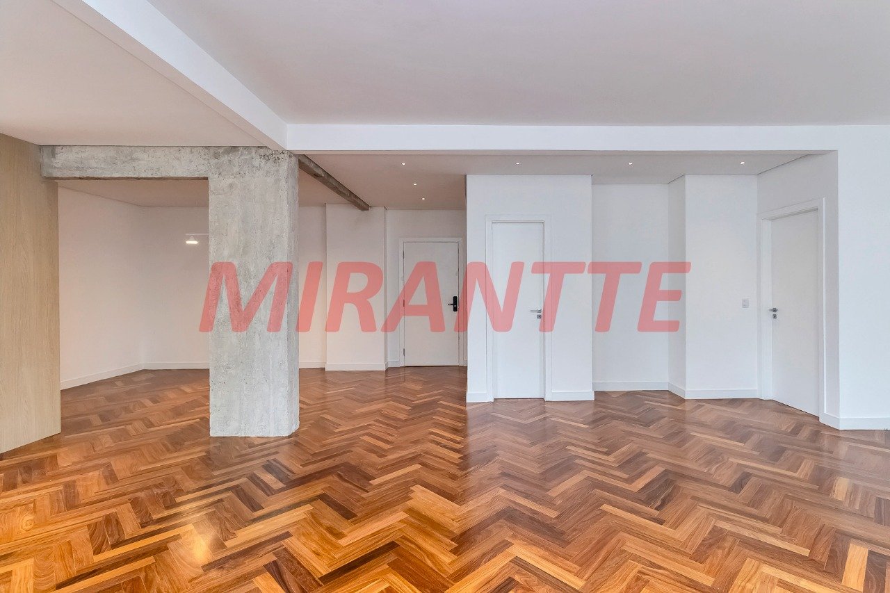Apartamento de 230.48m² com 3 quartos em Higienópolis