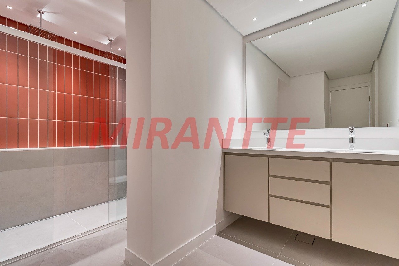 Apartamento de 230.48m² com 3 quartos em Higienópolis