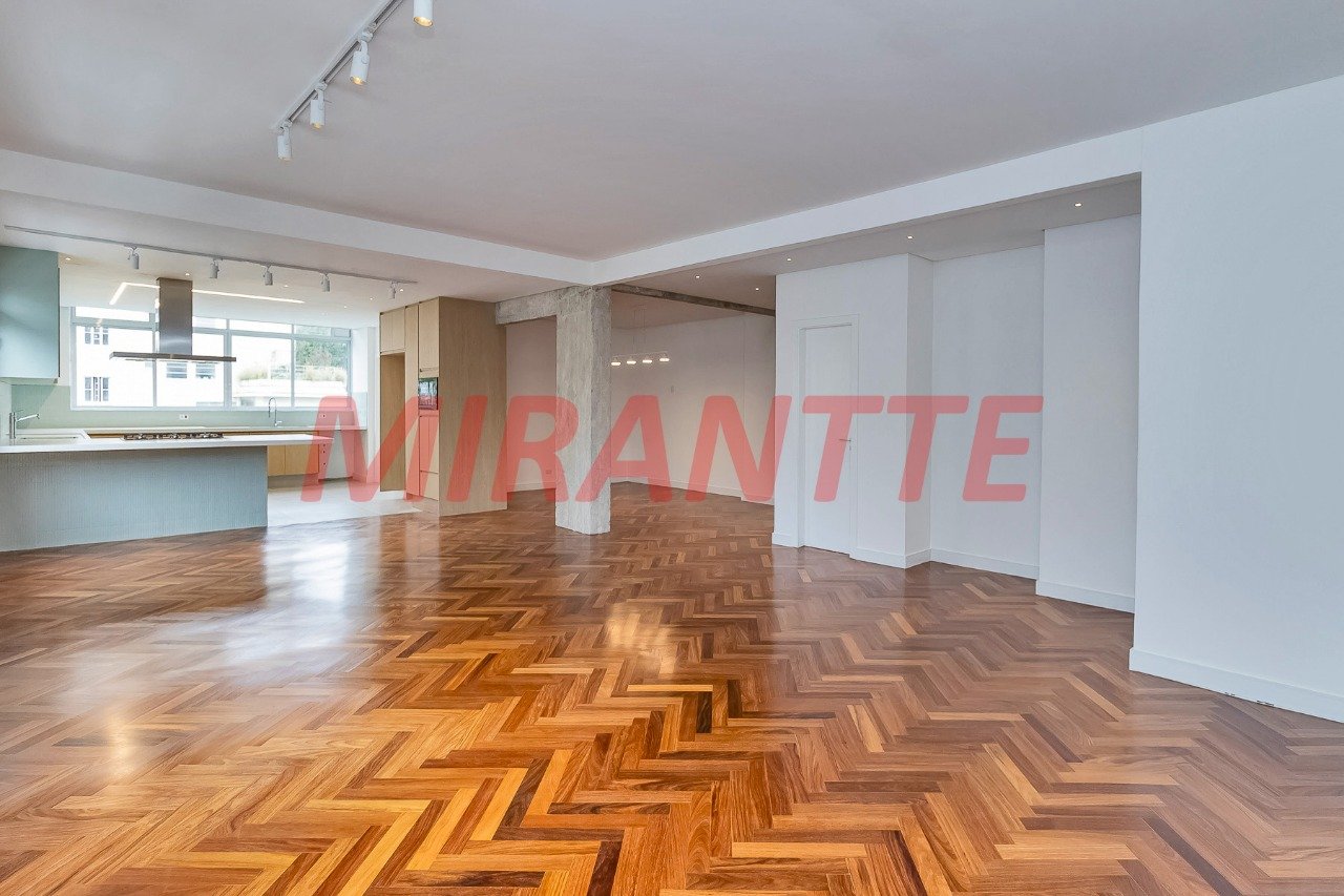 Apartamento de 230.48m² com 3 quartos em Higienópolis